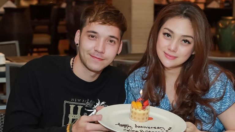 Bukti Cinta Tak Pandang Usia 7 Artis Ini Menikah dengan Wanita Lebih Tua